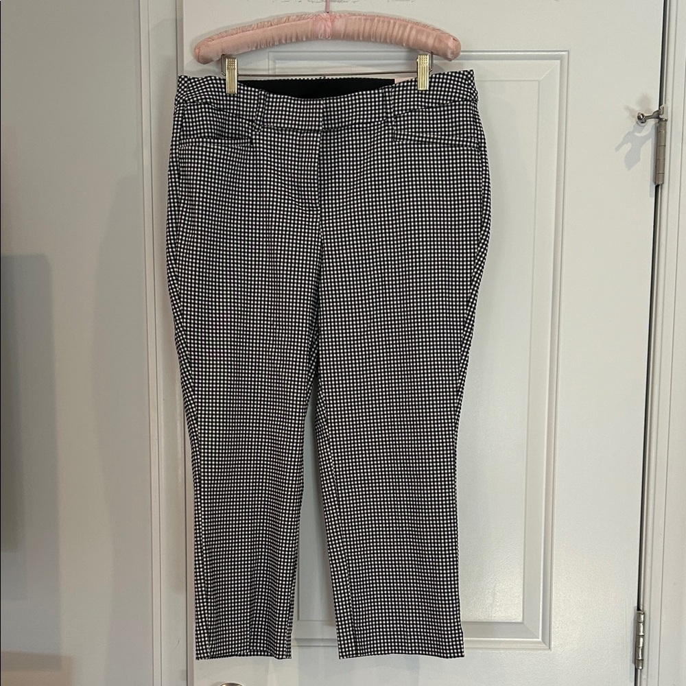 NWT Lane Bryant Black and White Checkered 4 Season Capri Pants